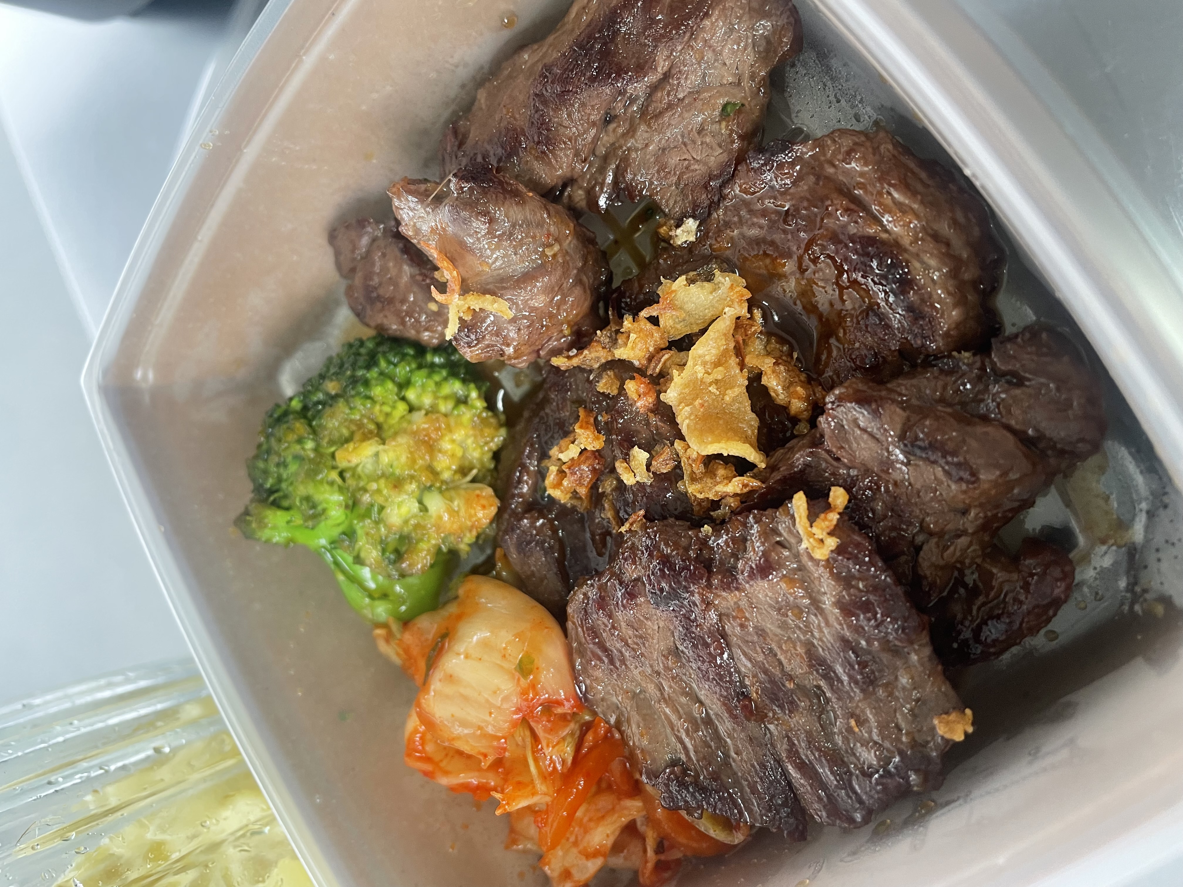 Chez nousの気まぐれ肉どん
