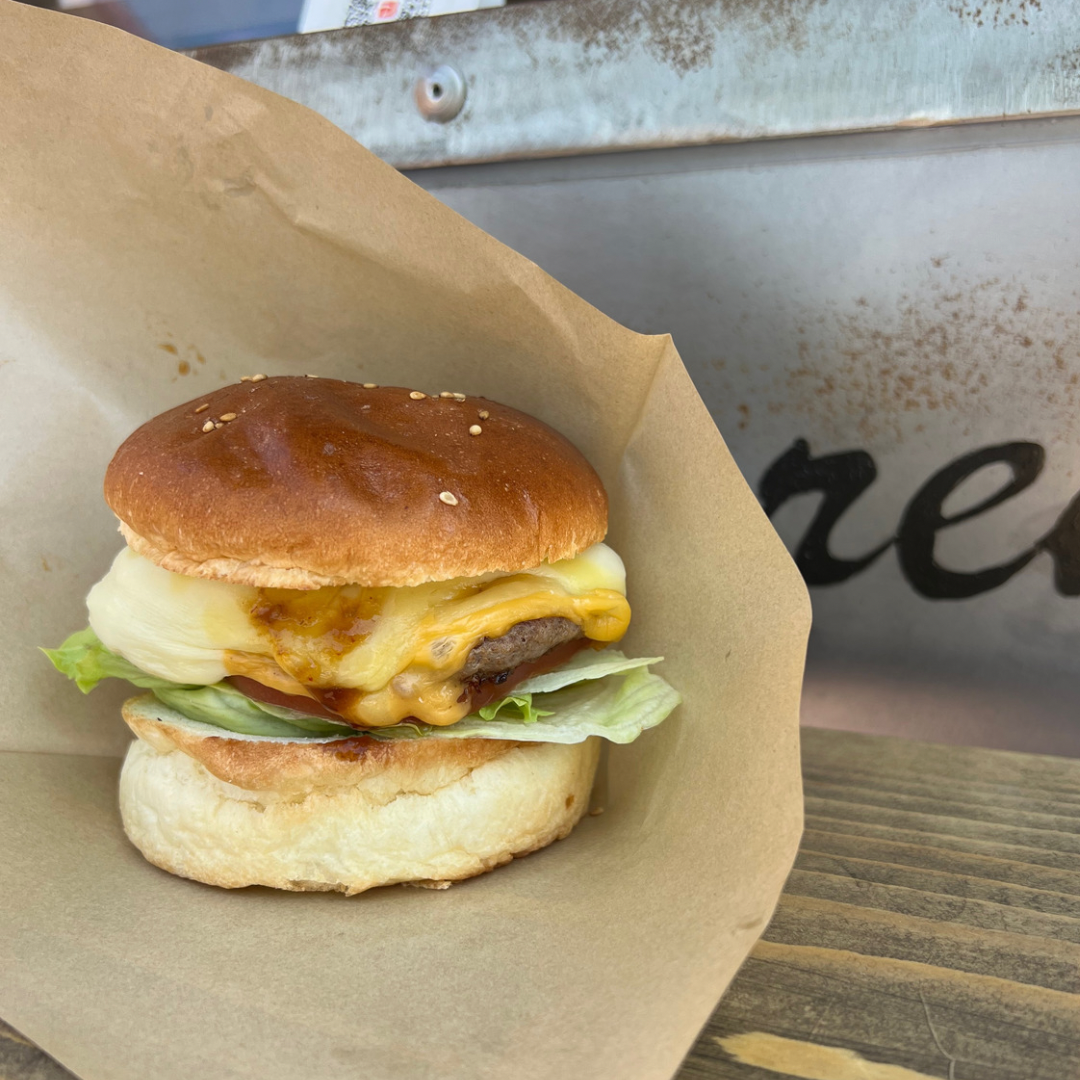 ハンバーガー、ポテト