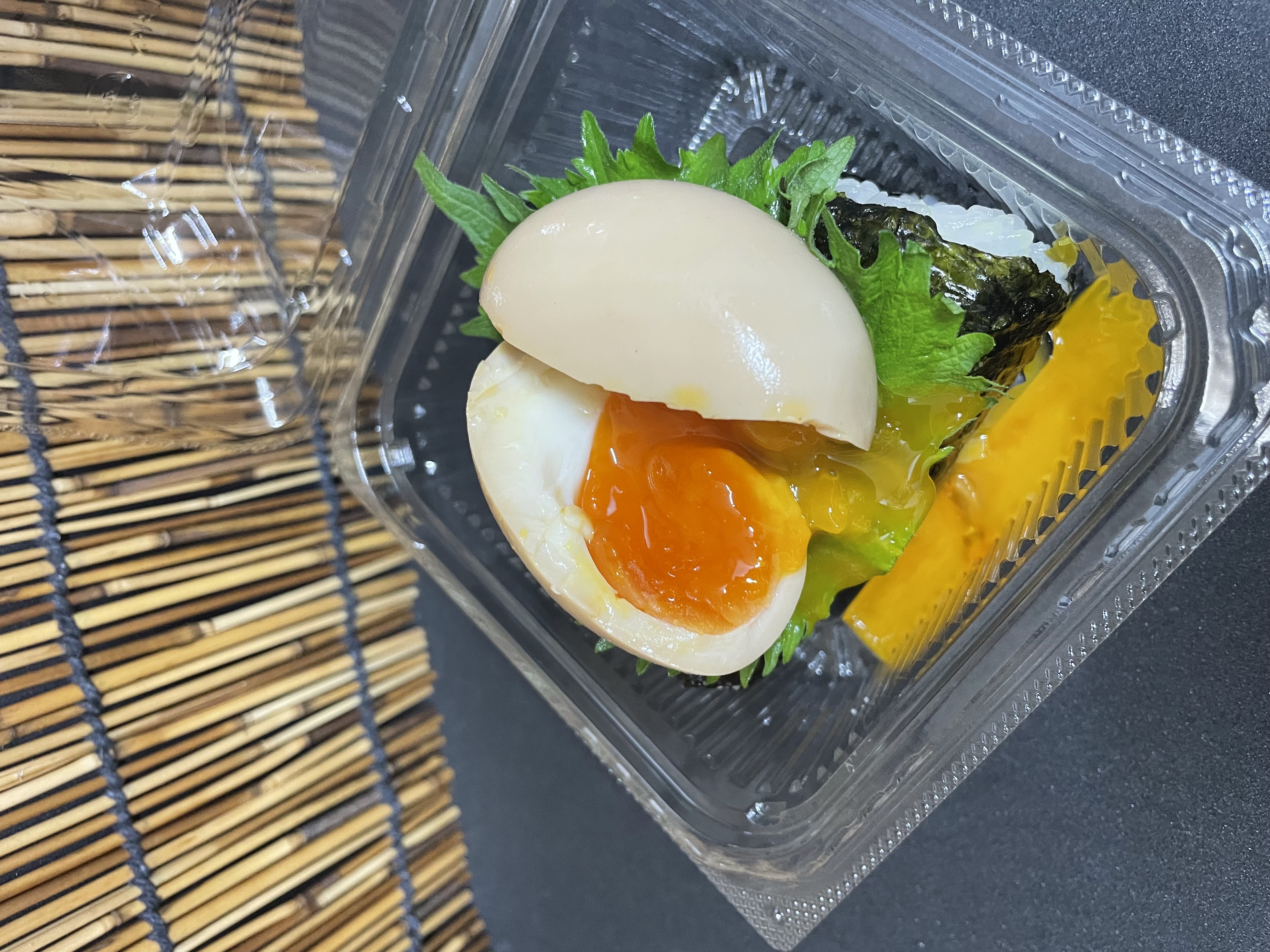 煮たまごおんぱ