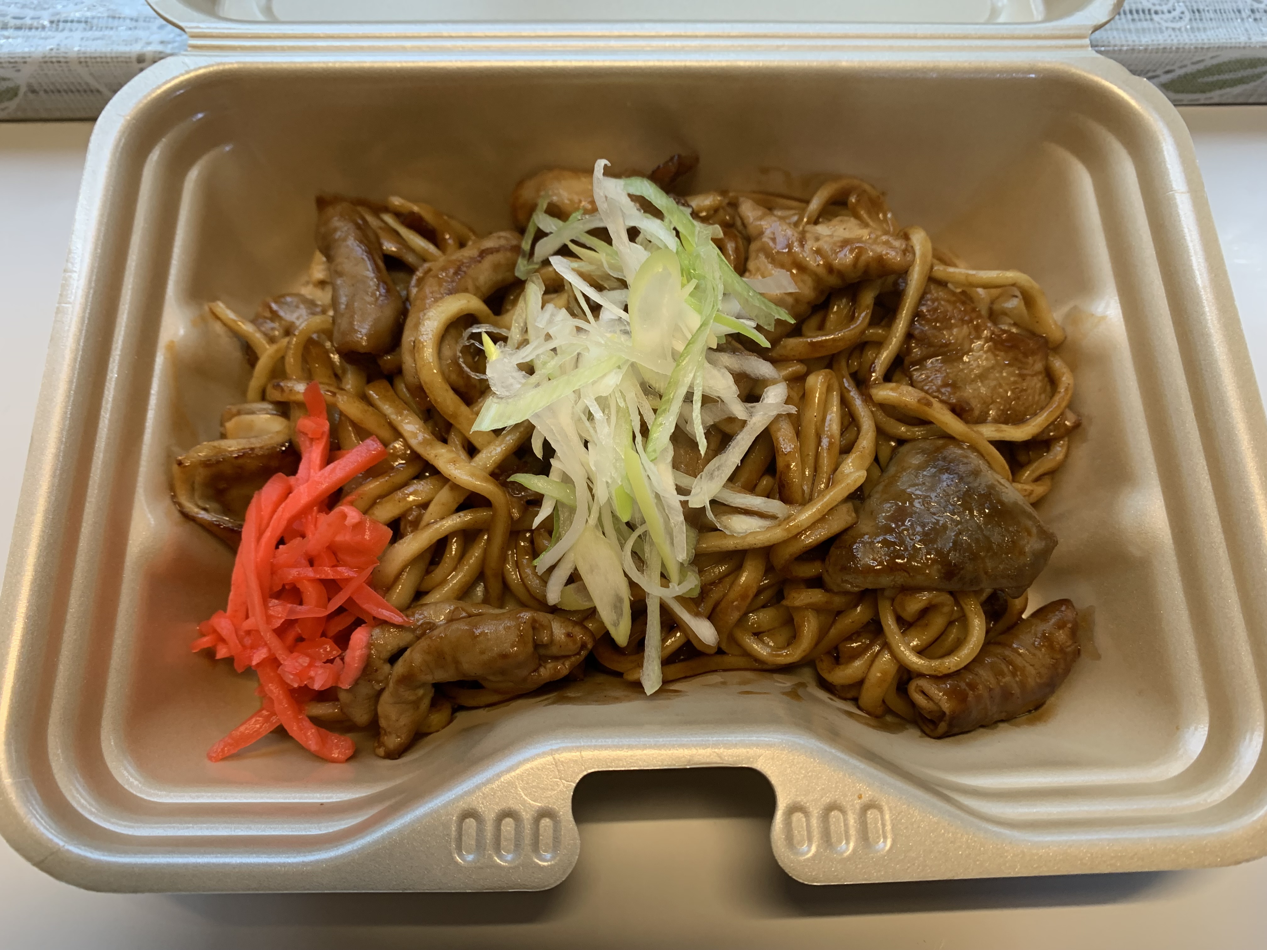 ホルモン焼きそば